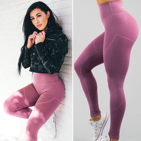 Alphalete Mauve Leggings Size Small - Picture 3 of 14